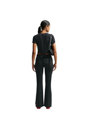 CAMISETA NIKE MUJER IU4496-010 Talla M