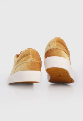 Tenis Basketball Mostaza Nike Jordan Series ES SE