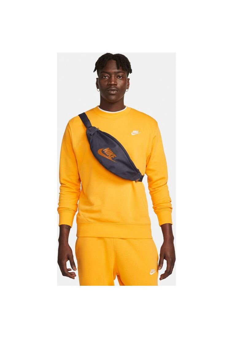 cangurera nike sportswear heritage