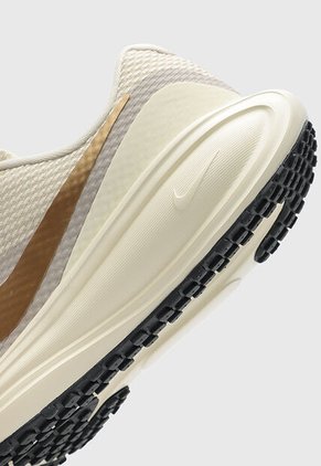 Tenis NIKE Revolution 8 Amarillo