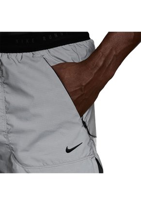 Pantaloneta Nike Reflect 4In Hombre-Gris
