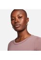 Camiseta Mujer Nike One Fitted Beige de Nike
