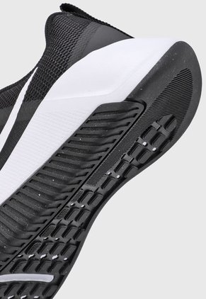 Tenis NIKE MC Trainer 3 Negro