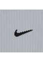 Medias Largas Nike Classic 2 Hombre-Gris de Nike