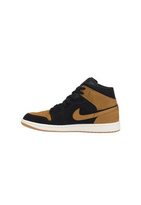 TENIS AIR JORDAN 1 NIKE