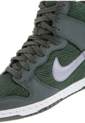 Sneaker Verde-Gris Nike Wmns Dunk Sky Hi