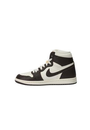 TENIS W AIR JORDAN 1 RTRO HI NIKE