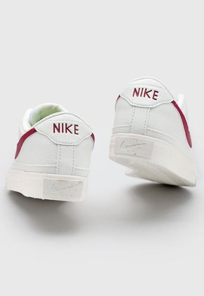 Tenis Lifestyle Marfil-Vino Tinto Nike Court Legacy NN
