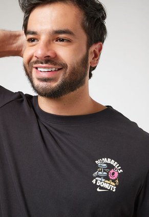 Camiseta Negro-Multicolor Nike Dumbbells And Donuts Dri-FIT