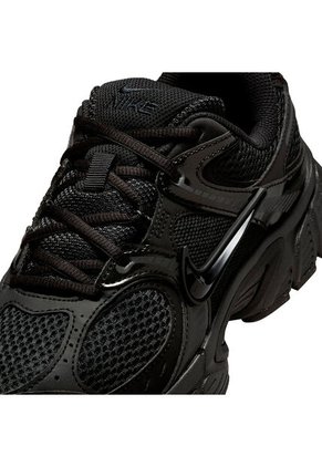 TENIS NIKE MUJER HQ7901-001 V5 RNR Talla 8.5