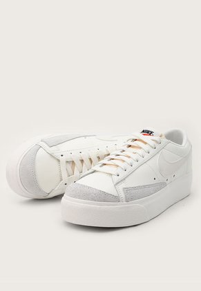 Tenis Lifestyle Marfil-Gris Nike Blazer Low Platform