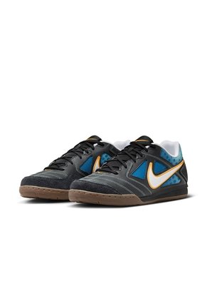TENIS NIKE HOMBRE IH3370-010 GATO Talla 9.5