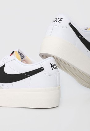 Tenis Lifestyle Blanco-Negro-Gris Nike Blazer Low Plataforma