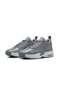Tenis Nike Jordan Max Aura 6 Hombre-Gris de Nike