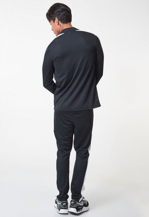 Conjunto Deportivo Negro-Blanco-Rojo Nike Academy
