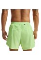 Pantaloneta Nike Stride Hombre-Verde de Nike