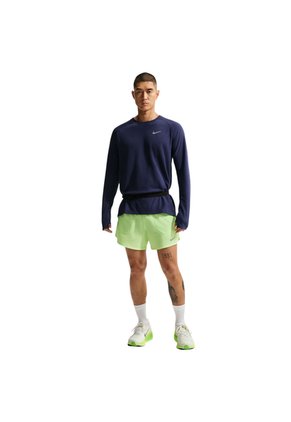 Pantaloneta Nike Stride Hombre-Verde