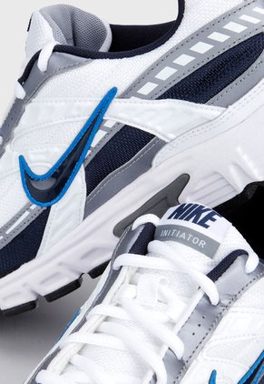 Tenis Lifestyle Blanco-Negro-Plateado Nike Initiator
