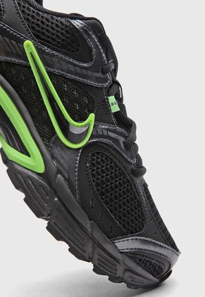 Tenis NIKE V5 RNR Negro