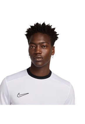 CAMISETA NIKE HOMBRE FZ9754-100 Talla S