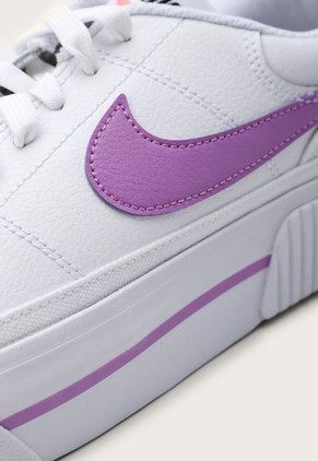 Tenis Lifestyle Blanco-Violeta Nike Court Legacy Lift