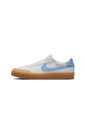 TENIS COURT SHOT NIKE