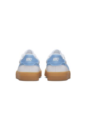TENIS COURT SHOT NIKE