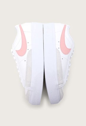 Tenis Lifestyle Blanco-Rosa-Gris Nike Blazer Low Plataforma
