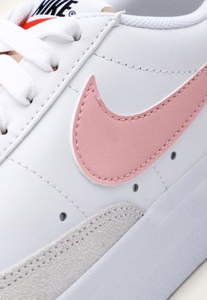Tenis Lifestyle Blanco-Rosa-Gris Nike Blazer Low Plataforma