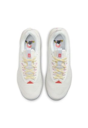 TENIS NIKE MUJER FQ0902-101 JUNIPER Talla 7.5