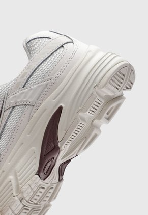 Tenis Lifestyle NIKE Initiator Beige Claro