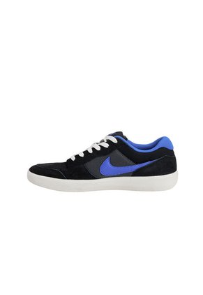 TENIS SB FORCE 58 NIKE