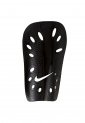Canilleras Nike J Guard Blanco-Negro de Nike