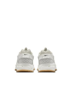 Tenis Mujer Nike Zoom Vomero Roam Blanco