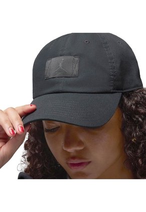 GORRA NIKE FD5181-013 Talla M-L