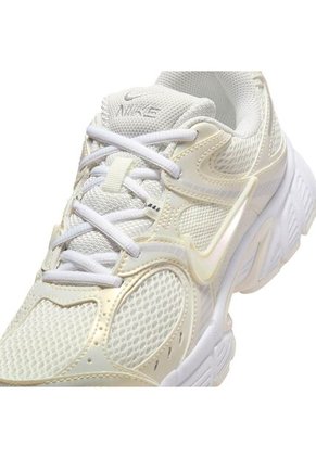 TENIS NIKE MUJER IH6355-047 V5 RNR Talla 7