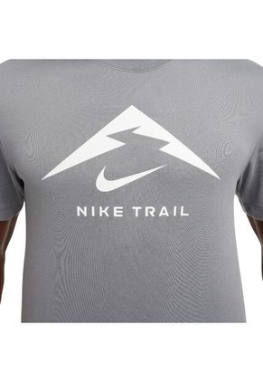 Camiseta Nike Dri Fit Tee Trail-Gris