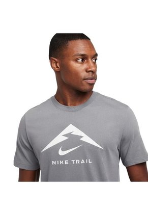 Camiseta Nike Dri Fit Tee Trail-Gris