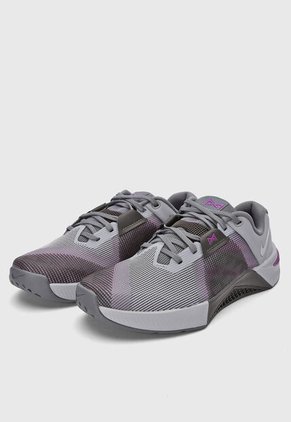 Tenis NIKE Metcon 10 Gris