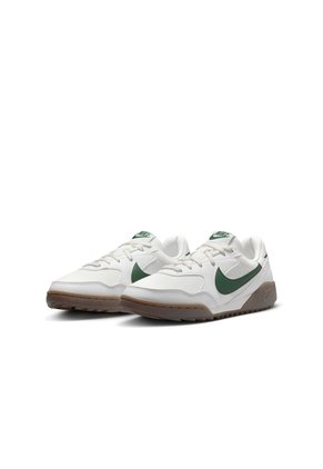 Tenis Niños Nike Terra Manta Blanco