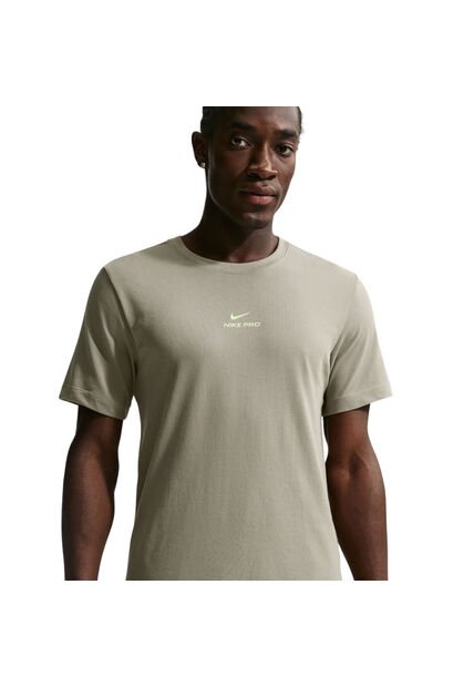 Camiseta Nike Tee Std Pro Hombre-Verde Oliva