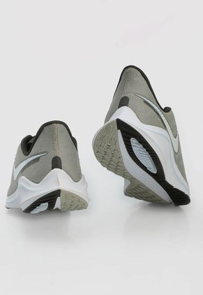 Tenis Running Verde Oliva-Blanco-Negro Nike Air Zoom Structure 22