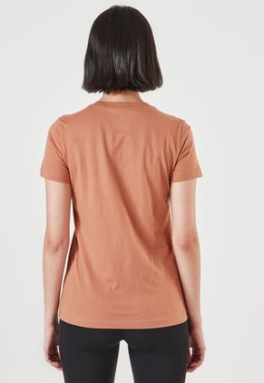 Camiseta Terracota Nike Sportswear Essential