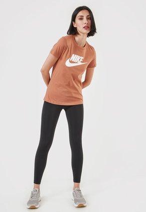Camiseta Terracota Nike Sportswear Essential