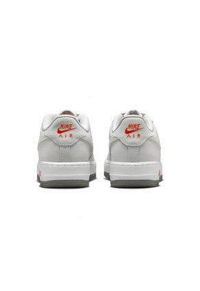 TENIS AIR FORCE 1 LV8 2 BG NIKE