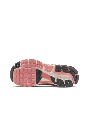 TENIS NIKE MUJER HF1877-102 VOMERO Talla 7