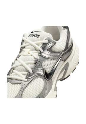 TENIS NIKE HOMBRE HJ5228-009 V5 RNR Talla 9