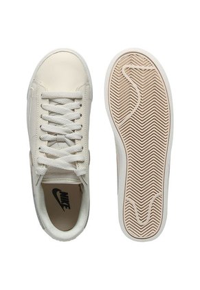 Tenis Beige-Blanco Nike Blazer Low Lx