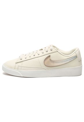 Tenis Beige-Blanco Nike Blazer Low Lx