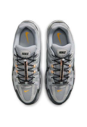 TENIS NIKE HOMBRE HQ3818-002 P-6000 Talla 9
